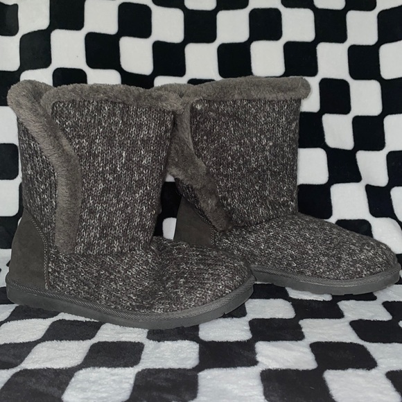 Arizona gray ugg boots - Picture 1 of 1